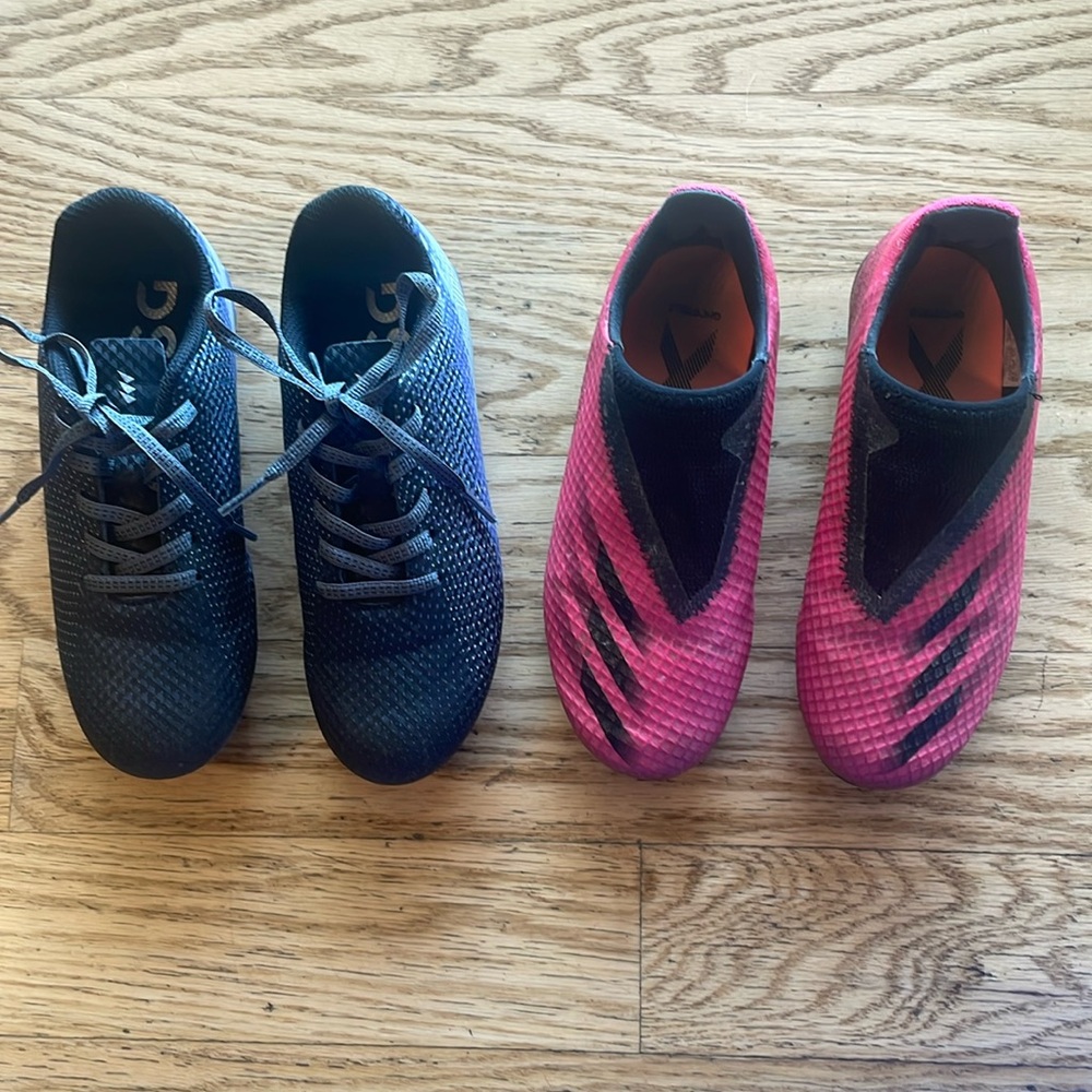 Soccer cleats - size 1 and size 1.5
